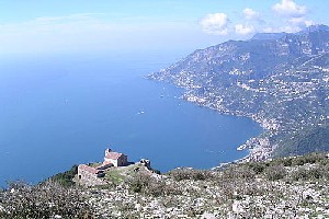 We are continually refining and adding to our portfolio of Nice Places to stay in Italy, so visit our site regularly to find somewhere just that little bit special. All our places to stay are presented with photos and descriptions taken and selected by us personally to give an impression as true to the reality as we can. All places are chosen by our team here in Italy for their combination of price, quality, charm and location. We work in partnership with family run hotels, guest houses and self-catering accommodations. This is NOT an unverified 'web portal' or online directory - we select only those places which we believe make excellent places to base a 1 week holiday or longer.